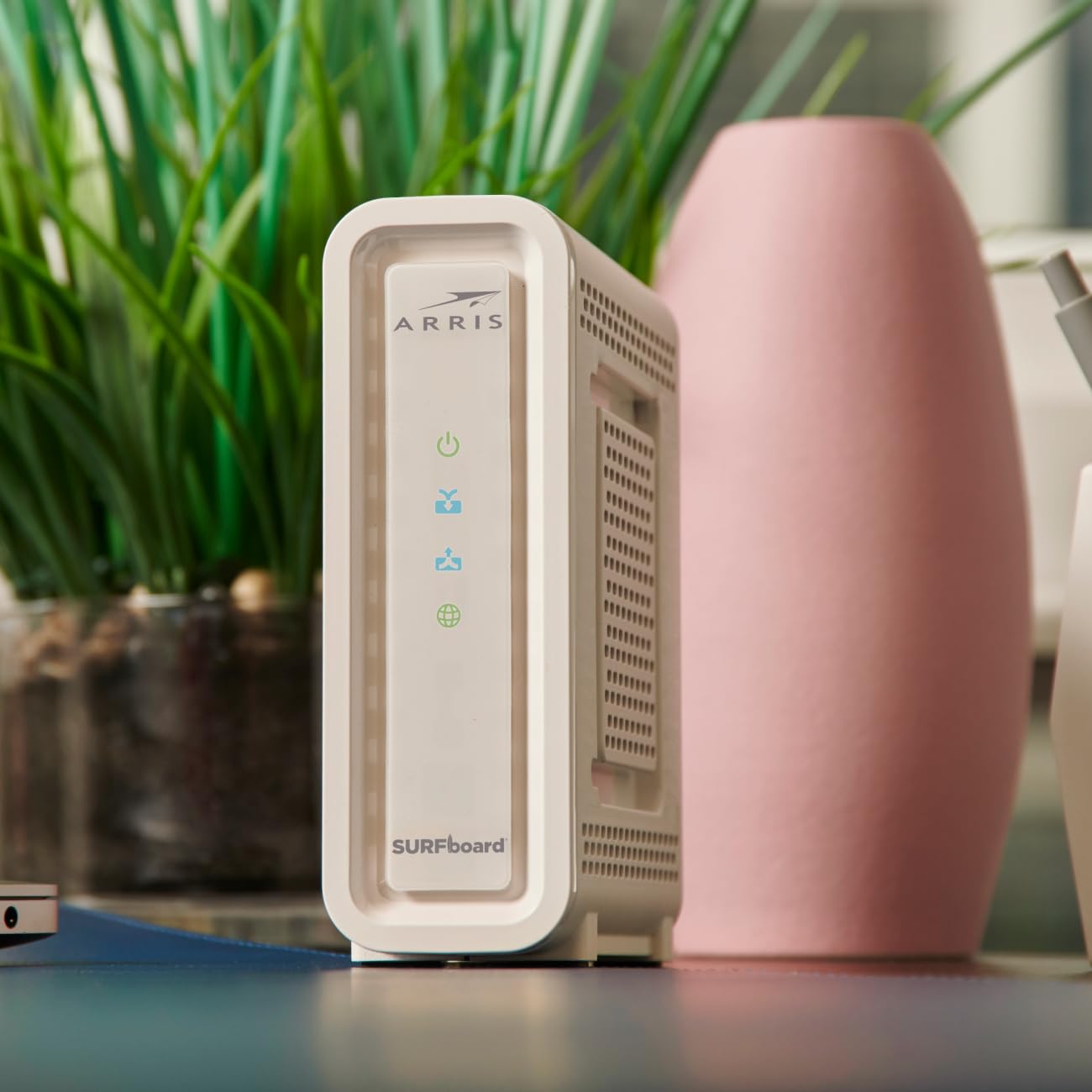 ARRIS® Surfboard® SB6190 Cable Modem